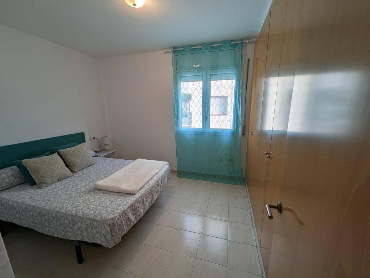 Apartamento En Roses, A 2 Minutos A Pie De Playa Luaran gambar