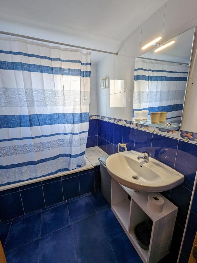 Apartamento En Roses, A 2 Minutos A Pie De Playa Luaran gambar