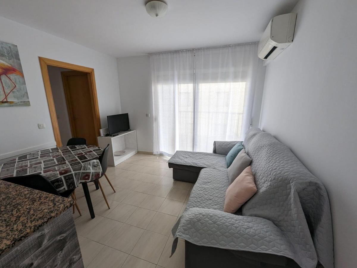 Apartamento En Roses, A 2 Minutos A Pie De Playa Luaran gambar