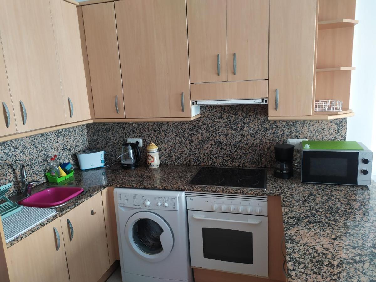 Apartamento En Roses, A 2 Minutos A Pie De Playa Luaran gambar